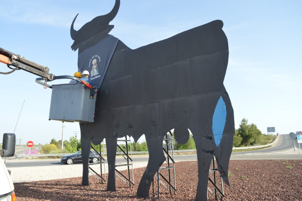 panuelo toro osborne tomelloso 10