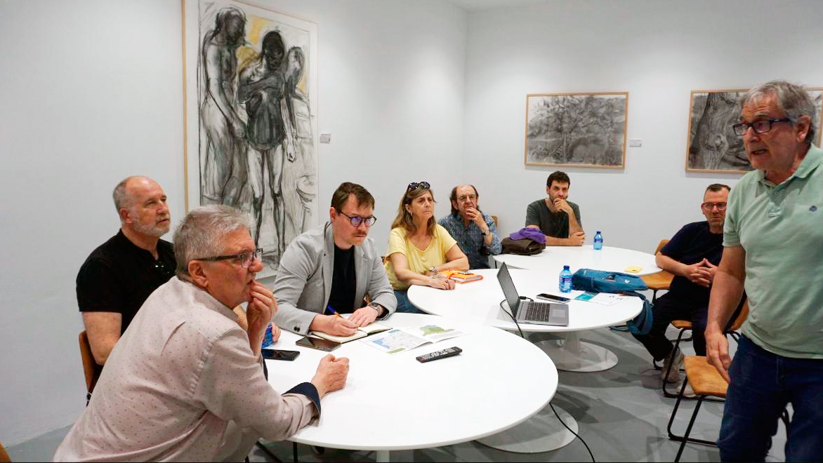 La comisión por la integración ferroviaria de Tomelloso y Argamasilla refuerza su reivindicación con el apoyo de Izquierda Unida