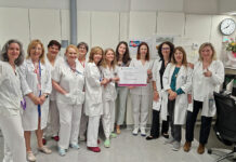 Premio a la excelencia de cuidados para un grupo de enfermeras de Cuenca en las III Jornadas Nacionales de Heridas en Atención Primaria Premio a la excelencia de cuidados para un grupo de enfermeras de Cuenca en las III Jornadas Nacionales de Heridas en Atención Primaria