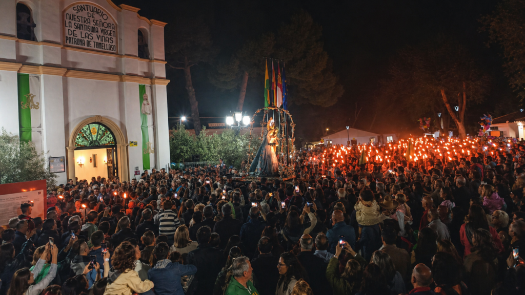 procesion antorchas tomelloso romeria 2026 10