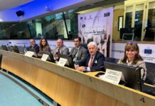 El medio rural de Castilla-La Mancha alza su voz en Bruselas para defender LEADER y asegurar un futuro rural viable, competitivo y sostenible El medio rural de Castilla-La Mancha alza su voz en Bruselas para defender LEADER y asegurar un futuro rural viable, competitivo y sostenible