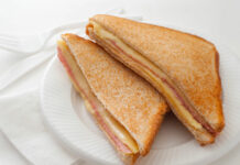 Día Mundial del sándwich mixto: la historia real de una celebración sin sello institucional y de un bocado que no pasa de moda Día del sándwich mixto: la historia real de una celebración sin sello institucional y de un bocado que no pasa de moda