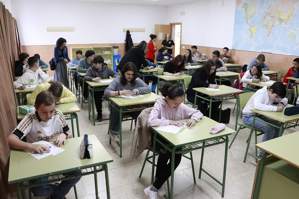 El IES ‘San Juan Bautista de la Concepción’ ha organizado en Almodóvar del Campo la primera final provincial de 'El Tour de Mates' 9 sanjuanbautista08