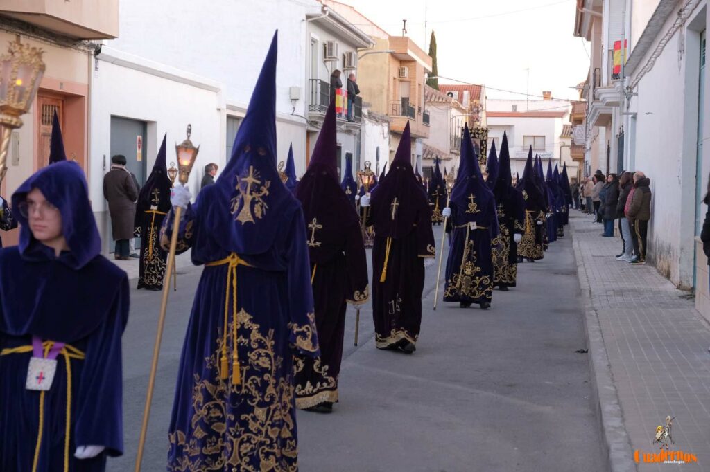 Tomelloso acompañó a Jesús de Medinaceli en la mañana del Viernes Santo 4 tomelloso acompano al jesus de medinaceli en la manana del viernes santo