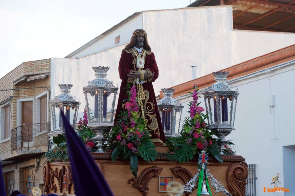 Tomelloso acompañó a Jesús de Medinaceli en la mañana del Viernes Santo 5 tomelloso acompano al jesus de medinaceli en la manana del viernes santo 11