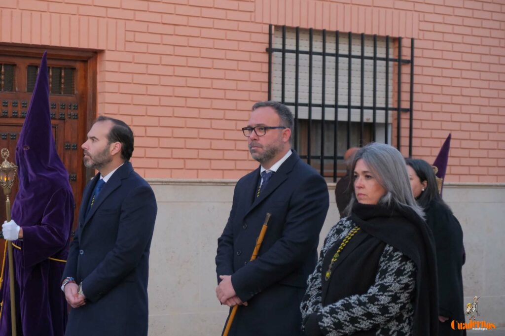 Tomelloso acompañó a Jesús de Medinaceli en la mañana del Viernes Santo 2 tomelloso acompano al jesus de medinaceli en la manana del viernes santo 3
