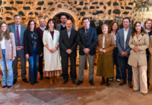 Valverde asegura en Piedrabuena que actuaciones como el centro de visitantes del Castillo de Mortara conectan nuestro pasado geológico con nuevas oportunidades económicas y turísticas Valverde asegura en Piedrabuena que actuaciones como el centro de visitantes del Castillo de Mortara conectan nuestro pasado geológico con nuevas oportunidades económicas y turísticas