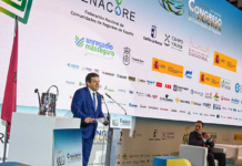 Valverde confía en que del Congreso Nacional de Regantes surja una petición de prórroga de la Directiva Marco del Agua y propuestas garantes para todos los territorios Valverde confía en que del Congreso Nacional de Regantes surja una petición de prórroga de la Directiva Marco del Agua y propuestas garantes para todos los territorios