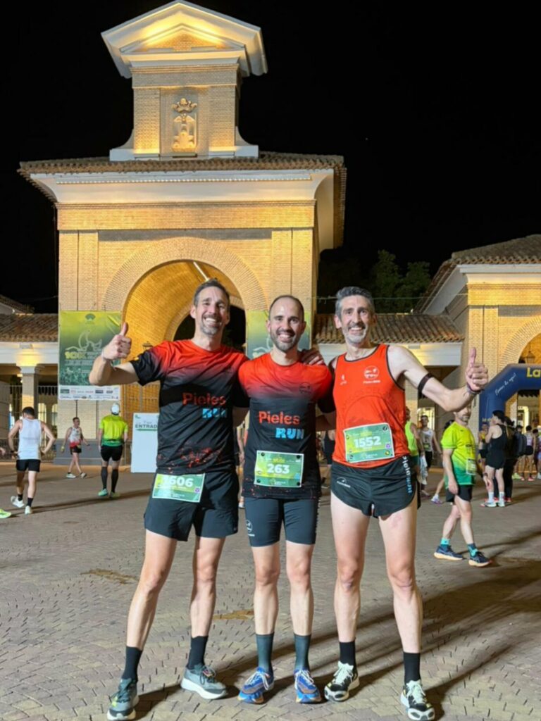 Los Pieles Run conquistan la noche de Albacete en una 10K histórica 2 10k albacete pieles run 4