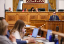 Las Cortes de CLM aprueban la ‘Ley de medidas urgentes para el acceso a la vivienda’, impulsada por el Grupo Socialista Las Cortes de CLM aprueban la ‘Ley de medidas urgentes para el acceso a la vivienda’, impulsada por el Grupo Socialista