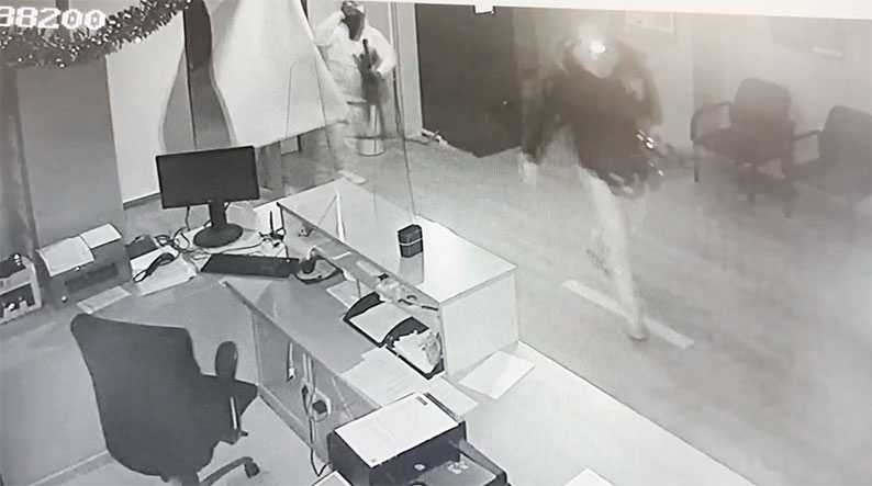 ¡La banda relámpago de los bancos cae tras sembrar el terror con coches de lujo y cajas fuertes arrancadas!