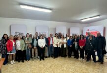 Blanca Fernández defiende que el gran éxito del PSOE ha sido instaurar la sanidad y la educación públicas o las pensiones para toda la sociedad Blanca Fernández defiende que el gran éxito del PSOE ha sido instaurar la sanidad y la educación públicas o las pensiones para toda la sociedad
