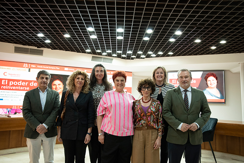La Cámara de Comercio de Ciudad Real impulsa la reinvención laboral de los mayores de 45 años con una jornada inspiradora junto a Teté Delgado