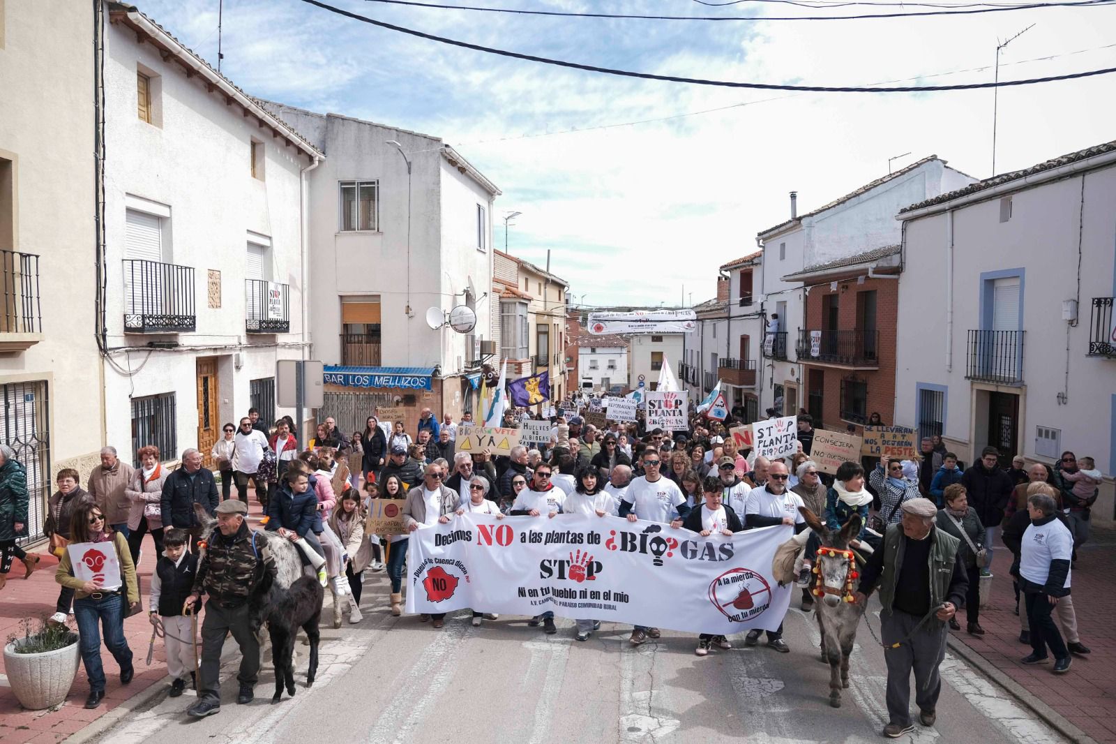 La Asociación Vecinal Campos del Paraíso Comunidad Rural exige a la Junta que “guarde en un cajón” la macroplanta de Ence en el municipio