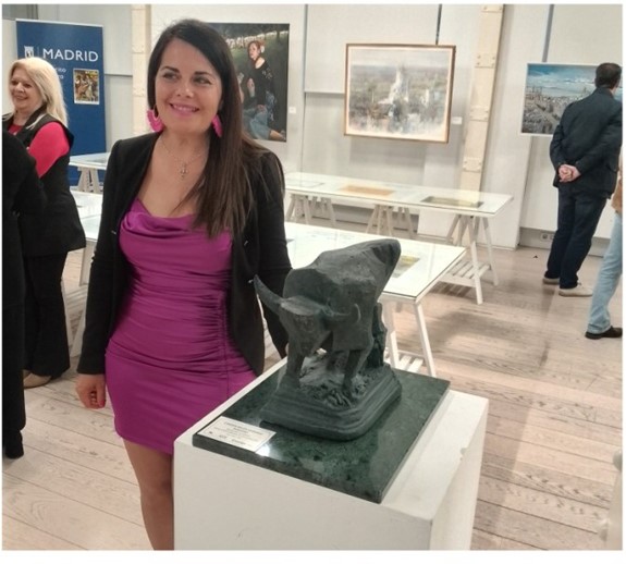 Carmen Belén Serrano expone su obra “Homenaje a Velador” en Madrid