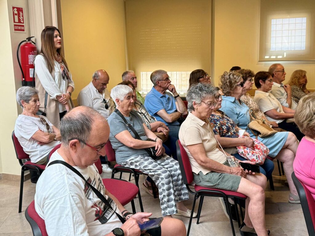 El Centro de Mayores de Villacañas acoge una charla sobre prevención de caídas con gran participación de vecinos 2 centromayoresvillacanas 7