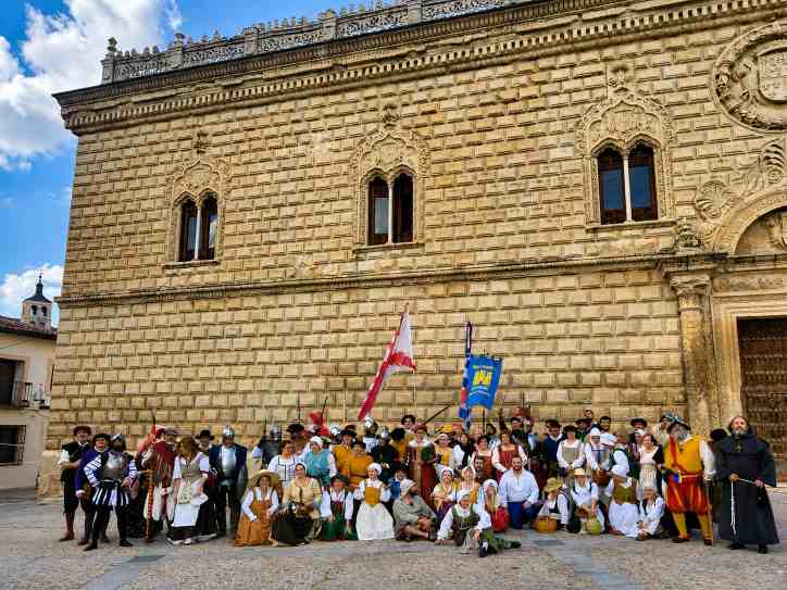 Cogolludo revive el Renacimiento entre historia, música y recreación en una multitudinaria VI Jornada Renacentista 25 cogolludo revive renacimiento 03