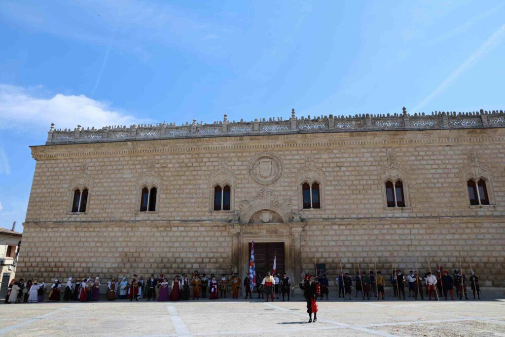 Cogolludo revive el Renacimiento entre historia, música y recreación en una multitudinaria VI Jornada Renacentista 7 cogolludo revive renacimiento 21