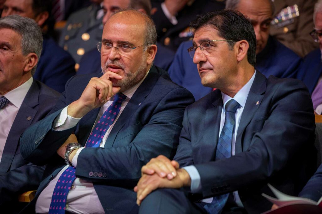 Emiliano García-Page reivindica el papel que las instituciones nacidas del consenso de la Transición tienen en nuestra democracia 100 dia de clm 31 05 2026 042