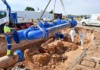 El Ayuntamiento de Tomelloso y Aqualia culminan la compleja instalación de la nueva válvula inteligente de regulación de presión en el marco del PERTE ‘Real Water’ El Ayuntamiento y Aqualia culminan la compleja instalación de la nueva válvula inteligente de regulación de presión en el marco del PERTE ‘Real Water’