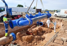 El Ayuntamiento de Tomelloso y Aqualia culminan la compleja instalación de la nueva válvula inteligente de regulación de presión en el marco del PERTE ‘Real Water’ El Ayuntamiento y Aqualia culminan la compleja instalación de la nueva válvula inteligente de regulación de presión en el marco del PERTE ‘Real Water’
