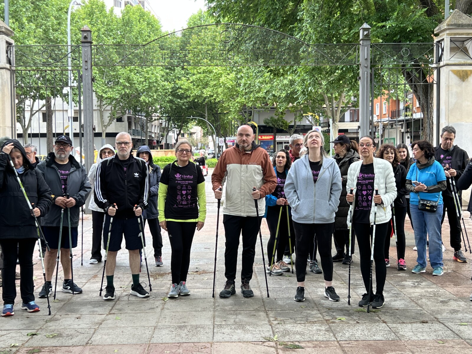 FibroReal celebra en el Parque Gasset la III Marcha Nórdica por el Día Internacional de la Fibromialgia 1 El Gobierno de Castilla-La Mancha resalta los beneficios que aporta la práctica deportiva para un mejor control de las enfermedades
