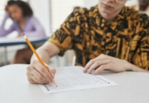 El Gobierno regional impulsa 13 acciones formativas en materia de prevención de riesgos laborales que llegan a casi 1.700 docentes El Gobierno regional impulsa 13 acciones formativas en materia de prevención de riesgos laborales que llegan a casi 1.700 docentes