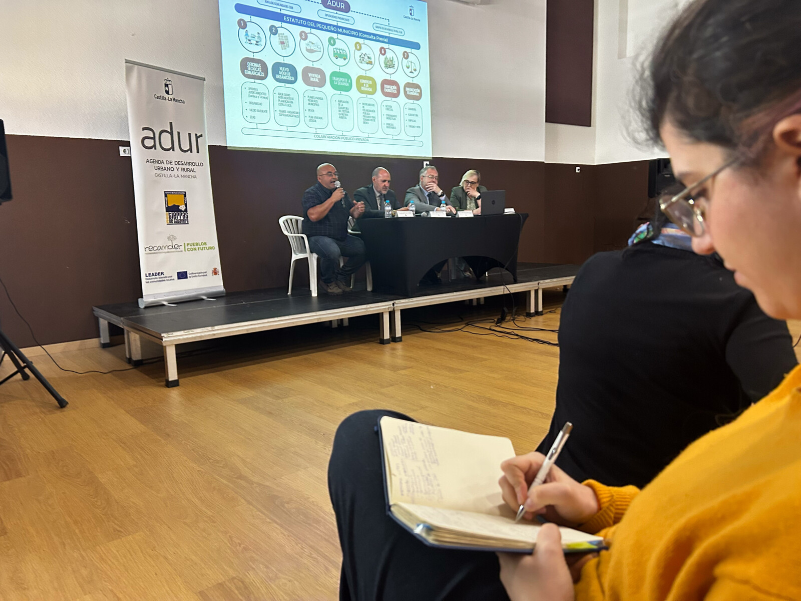 El Gobierno regional inicia el periodo de consulta pública previa del Estatuto del Pequeño Municipio de Castilla-La Mancha 2 El Gobierno regional inicia el periodo de consulta pública previa del Estatuto del Pequeño Municipio de Castilla-La Mancha