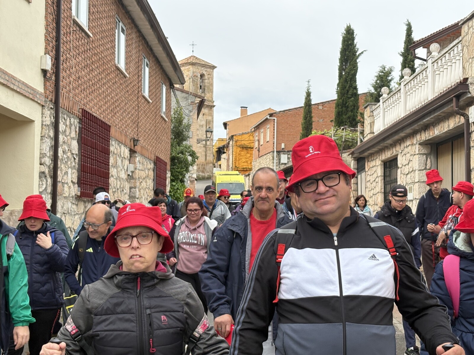 El Gobierno regional inicia la primera edición de las rutas senderistas para personas con discapacidad, que llegarán a 600 beneficiarios 2 El Gobierno regional inicia la primera edición de las rutas senderistas para personas con discapacidad, que llegarán a 600 beneficiarios