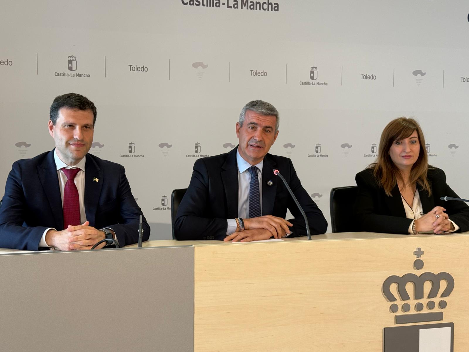 CLM invertirá más de 31 millones de euros a garantizar los servicios sociales de atención primaria y de ayuda a domicilio 1 El Gobierno regional invertirá más de 31 millones de euros a garantizar los servicios sociales de atención primaria y de ayuda a domicilio