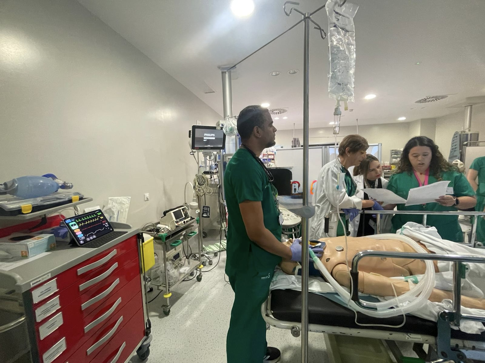 El Hospital Universitario de Toledo realiza simulación clínica in-situ para implantar la terapia ECMO en parada cardiorrespiratoria
