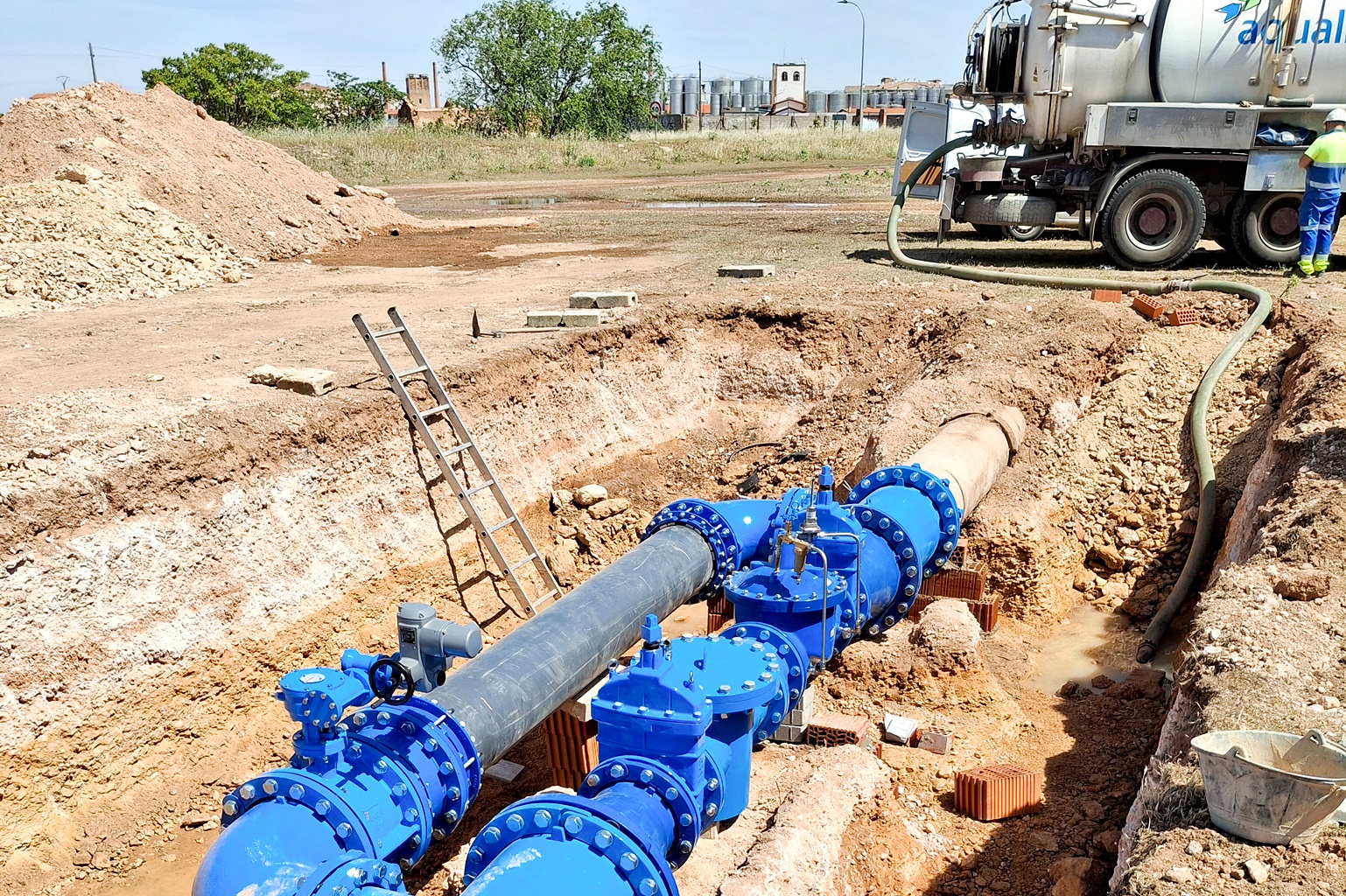 Esta tarde se procederá a un corte de agua programado que está previsto de 15 a 19:00 h.