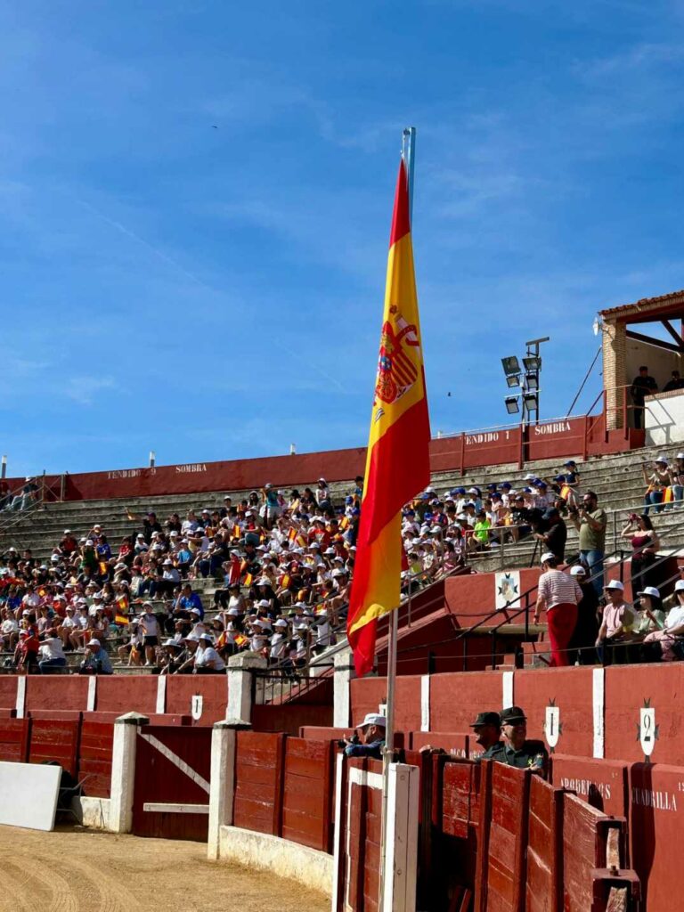 La Guardia Civil acerca sus medios y especialidades a cerca de 2.000 escolares en Alcázar de San Juan 5 exhibicionmedioagcivilalcazar 6