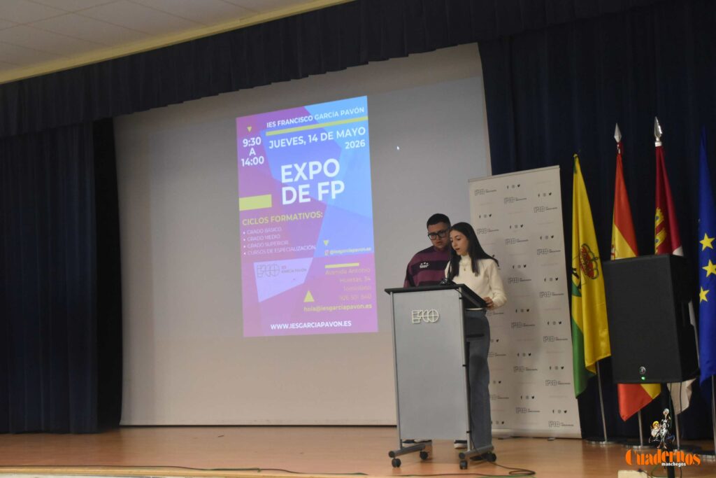 feria formacion profesional ies pavon 08