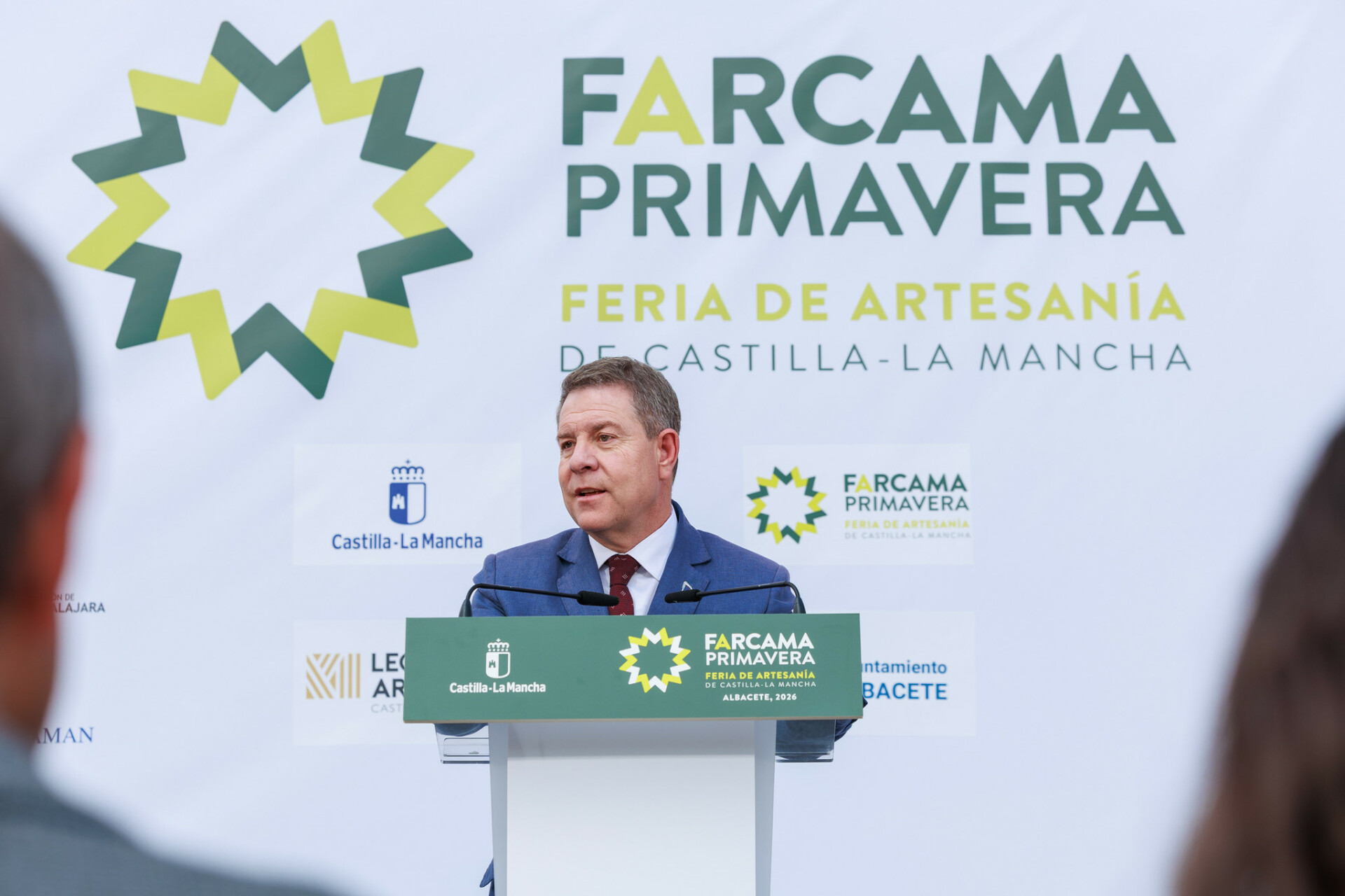 García-Page avanza la aprobación el martes de un millón de euros “para apostar por el relevo generacional en la artesanía” de la región