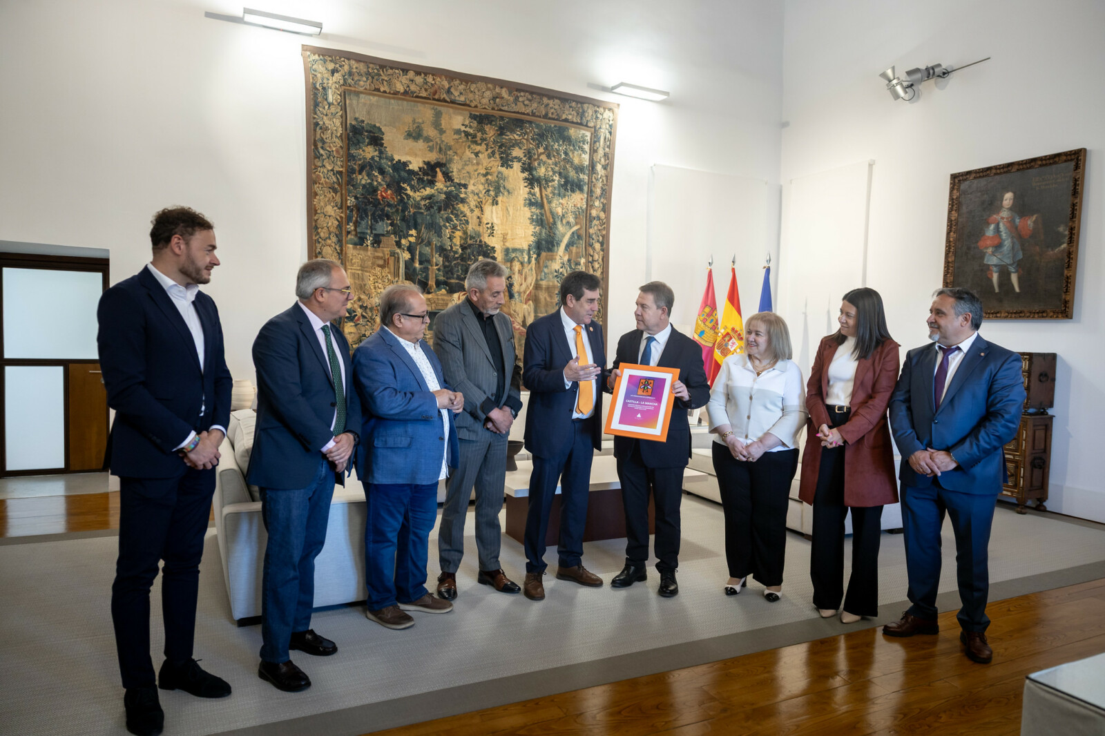 García-Page recibe del Observatorio de la Dependencia el reconocimiento al liderazgo nacional de Castilla-La Mancha 1 García-Page recibe del Observatorio de la Dependencia el reconocimiento al liderazgo nacional de Castilla-La Mancha