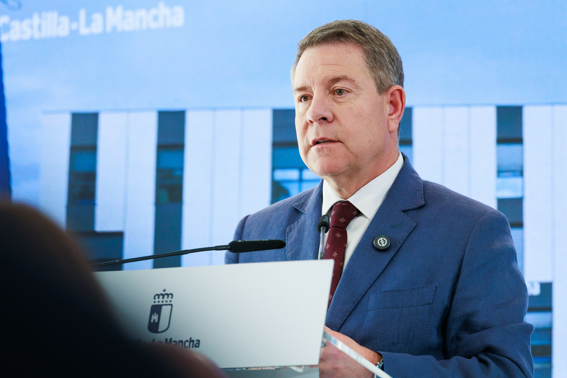 García-Page: “Terminaremos haciendo que se cumpla un compromiso para que la alta velocidad con Jaén pare y beneficie a La Mancha”
