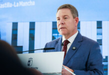 García-Page: “Terminaremos haciendo que se cumpla un compromiso para que la alta velocidad con Jaén pare y beneficie a La Mancha” García-Page: “Terminaremos haciendo que se cumpla un compromiso para que la alta velocidad con Jaén pare y beneficie a La Mancha”