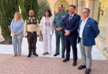 El guarda rural de Calzada de Calatrava recibe la máxima distinción de la Guardia Civil por su labor ejemplar en la protección del medio rural El guarda rural de Calzada de Calatrava recibe la máxima distinción de la Guardia Civil por su labor ejemplar en la protección del medio rural