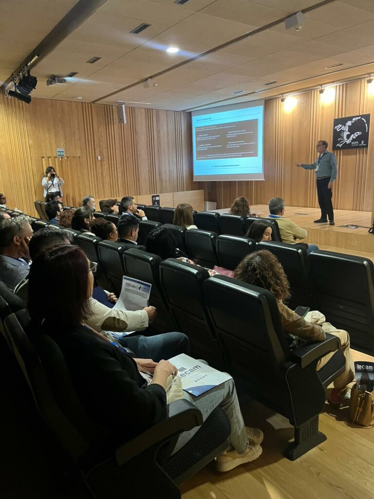 Más de 100 profesionales se reúnen en el evento B2B Smart CLM celebrado en Cuenca para impulsar la digitalización de sus negocios 3 itecam cuenca 4