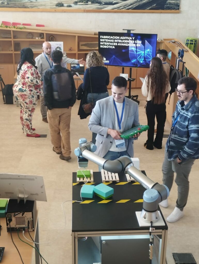 Más de 100 profesionales se reúnen en el evento B2B Smart CLM celebrado en Cuenca para impulsar la digitalización de sus negocios 2 itecam cuenca