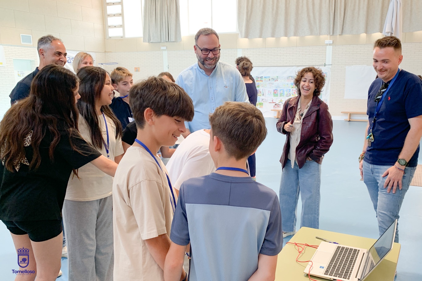 Javier Navarro destaca en el CEIP Maternidad el valor educativo e integrador del programa Erasmus+
