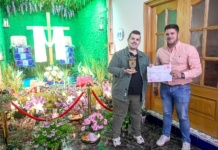 Mariano Martínez gana el VI Concurso Local de Cruces de Mayo de Tomelloso Mariano Martínez gana el VI Concurso Local de Cruces de Mayo de Tomelloso