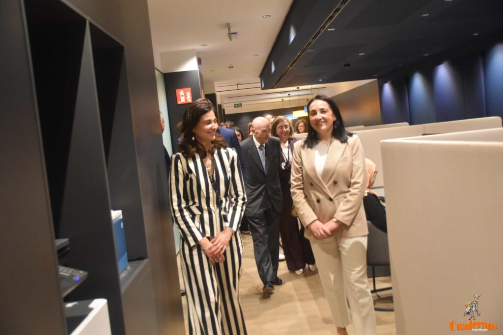 nueva oficina caixabank tomelloso 04