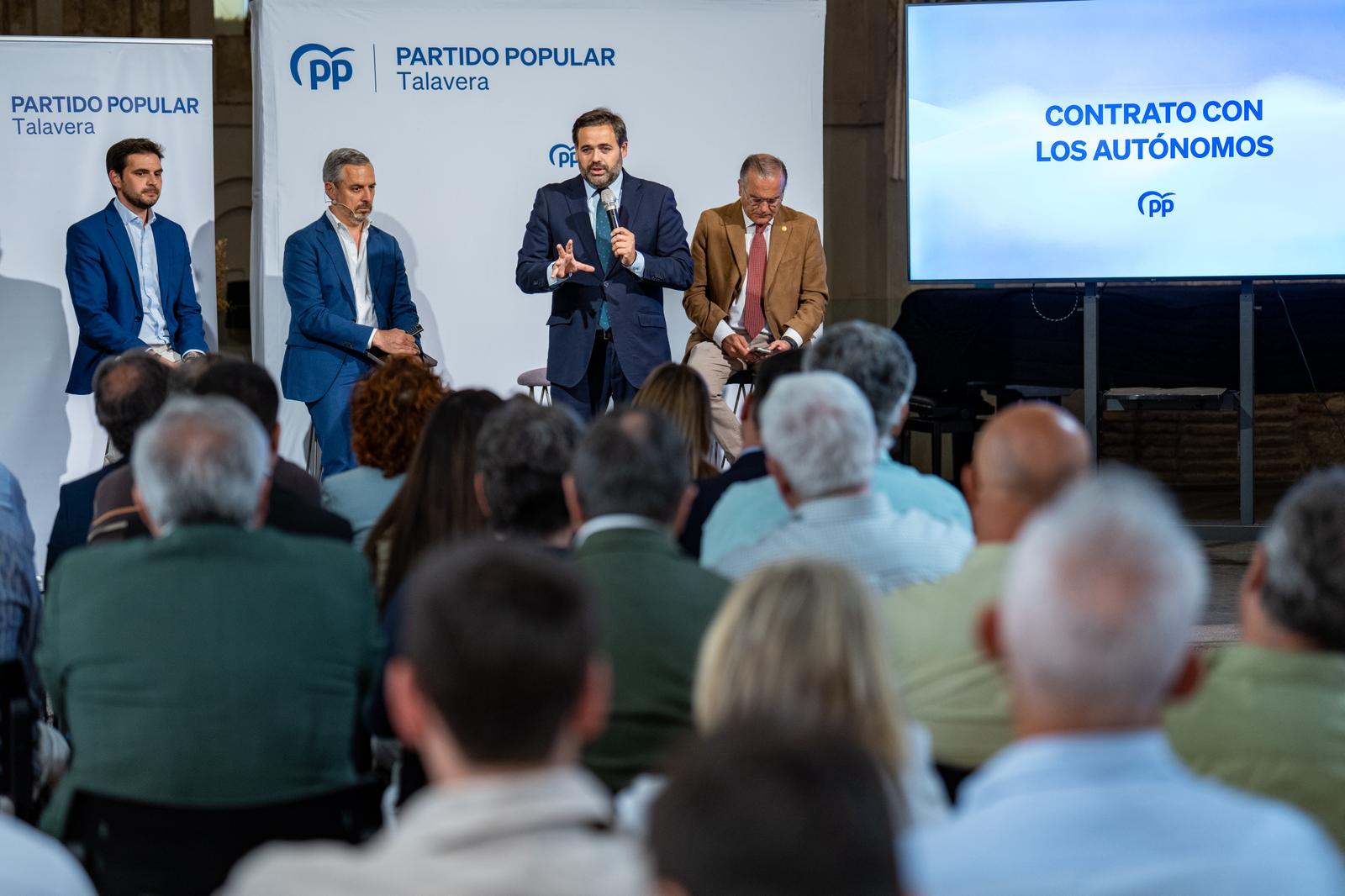 Núñez apuesta por una “revolución contra la burocracia” para impulsar autónomos y empresas en Castilla-La Mancha