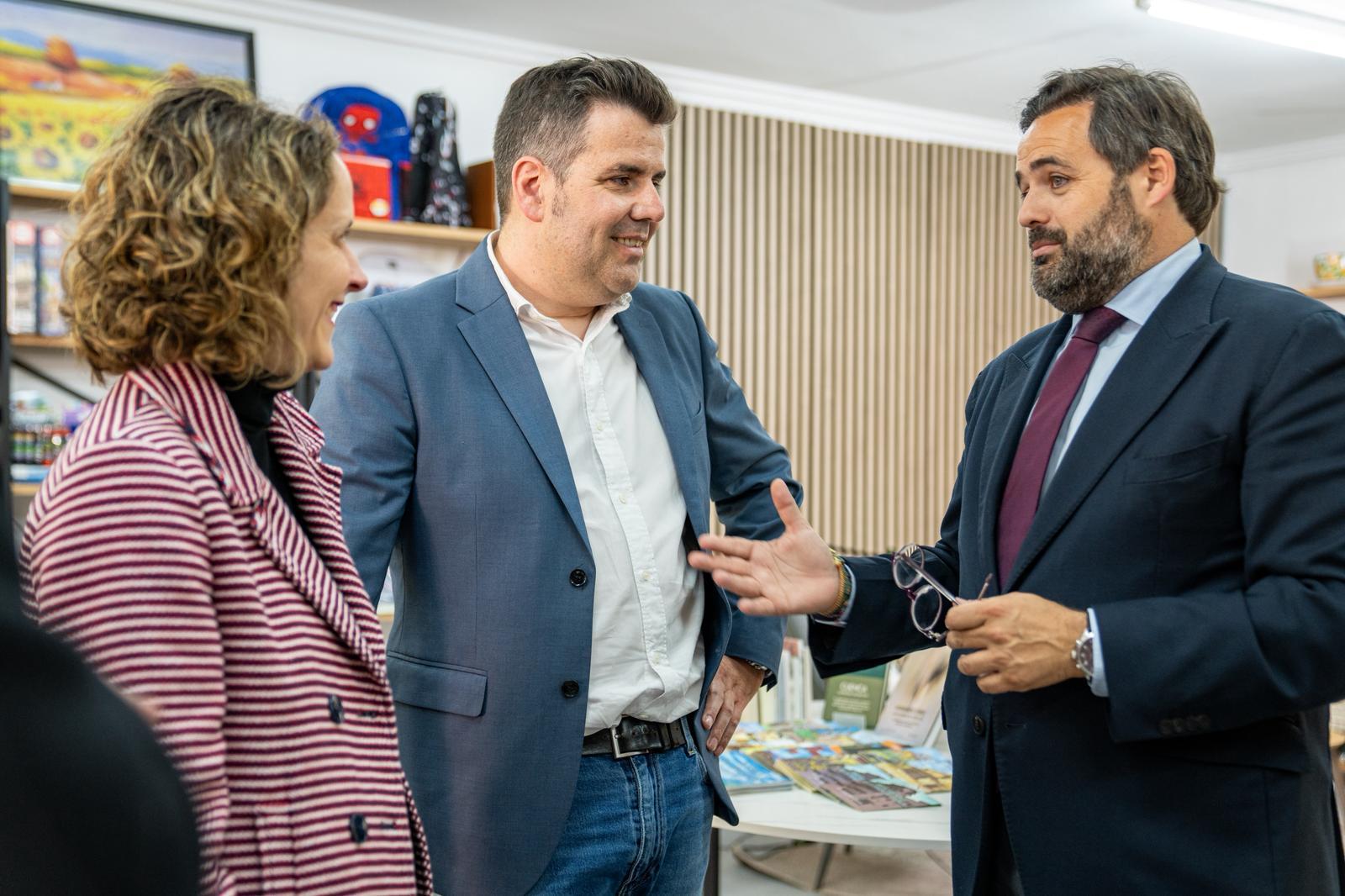 Núñez apuesta por firmar un contrato con los autónomos y emprendedores de Castilla-La Mancha: “Son quienes levantan cada día nuestra tierra con esfuerzo y valentía”