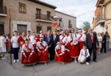 Emiliano García-Page asiste a la procesión del Santísimo Cristo de la Viga en Villacañas Emiliano García-Page asiste a la procesión del Santísimo Cristo de la Viga en Villacañas