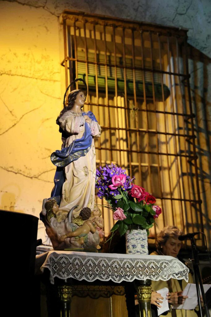 pastrana cruz de mayo 09