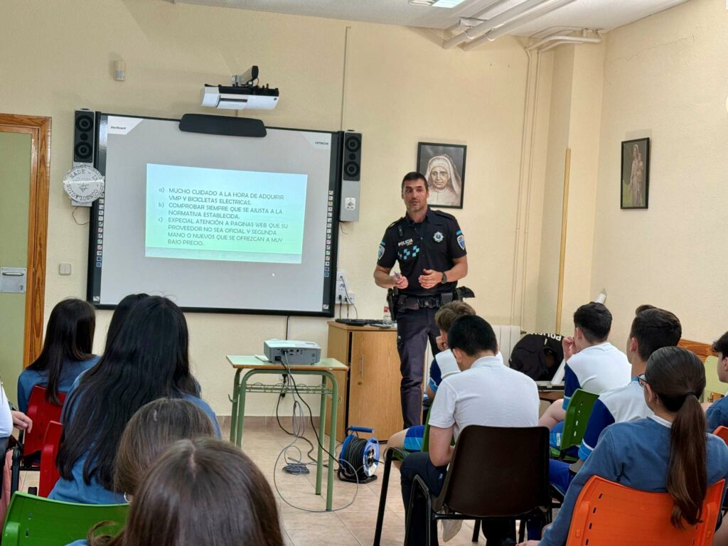 policialocalvillacanas 5