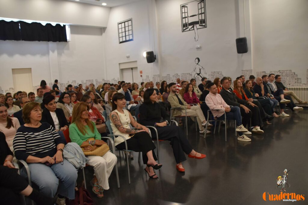 Tomelloso alza la voz por la igualdad en los XIV Premios Rosa Roja de Juventudes Socialistas de Castilla-La Mancha 3 premios rosa roja tomelloso 02